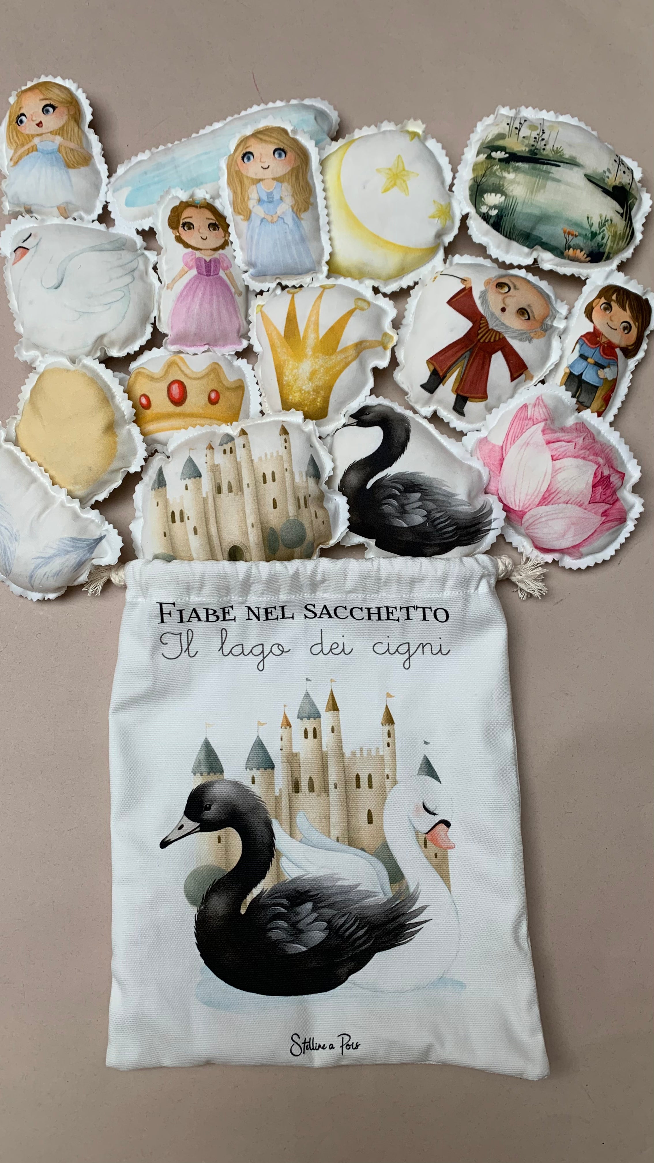 Fiaba nel sacchetto "Il lago dei cigni”