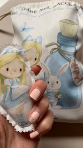 Gioco educativo: la fiaba nel sacchetto "Alice nel paese delle meraviglie"